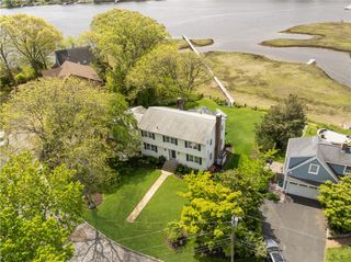 45 Meadowbrook Drive, Barrington, RI 02806