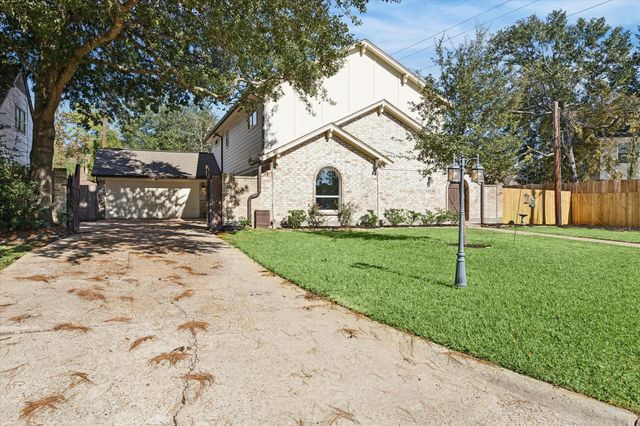 11534 Cypresswood Drive, Houston, TX 77070