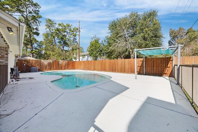 11534 Cypresswood Drive, Houston, TX 77070