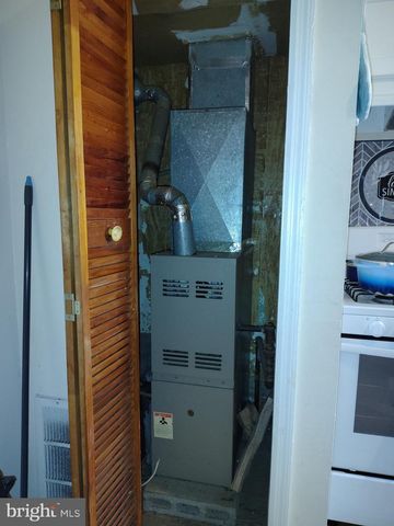 1540-00 N 15TH ST, Philadelphia, PA 19121