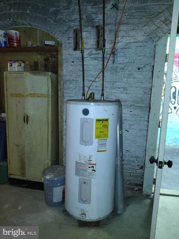 1540-00 N 15TH ST, Philadelphia, PA 19121