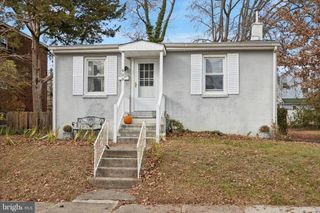 909 WALNUT ST, Collingdale, PA 19023