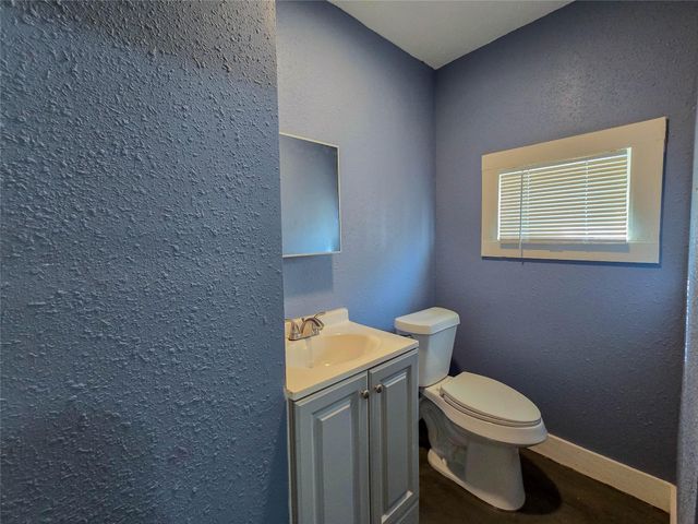 3615 Bell Street B, Houston, TX 77003