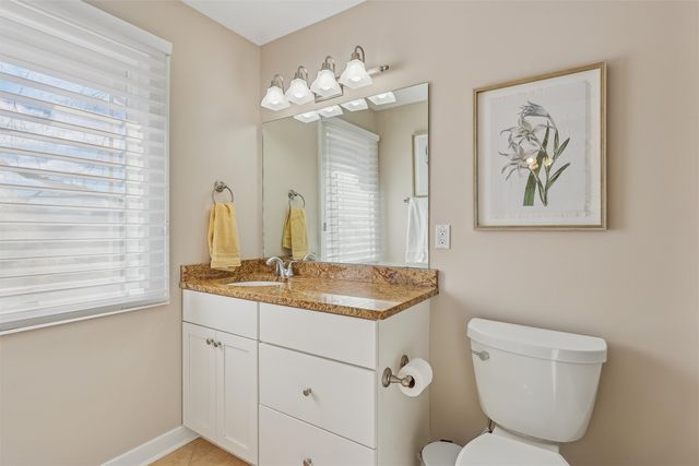 16205 Boston Parkway, Clive, IA 50325