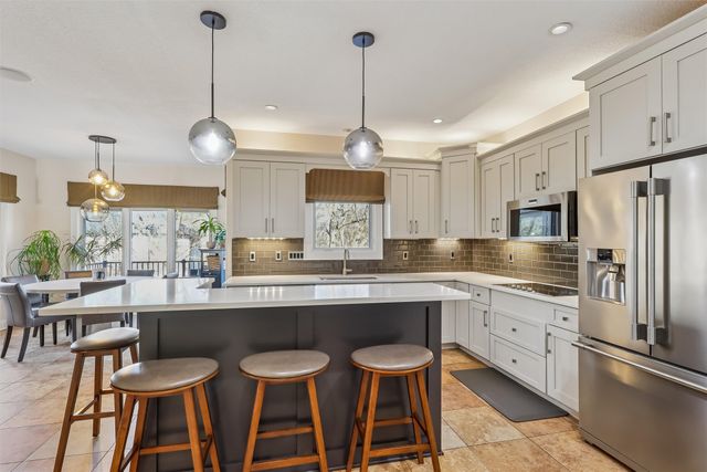 16205 Boston Parkway, Clive, IA 50325