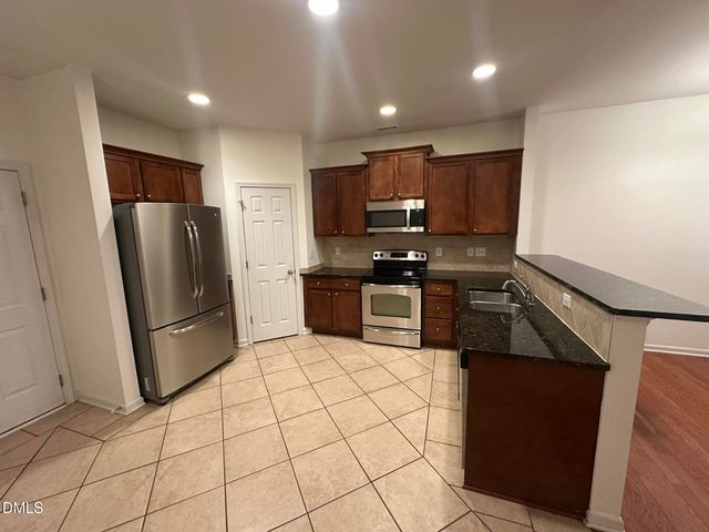 2728 Cloud Mist Circle, Raleigh, NC 27614