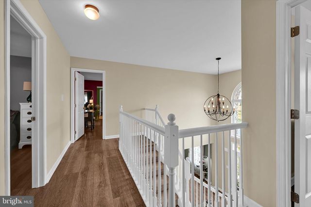 21 SHELLY DR, Sinking Spring, PA 19608