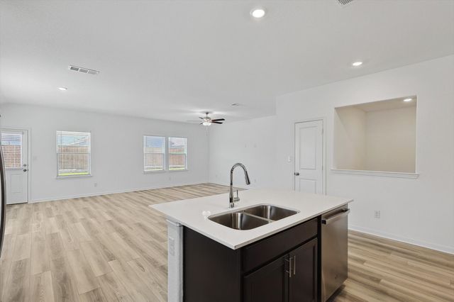 1725 Arroyo Road, Crandall, TX 75114