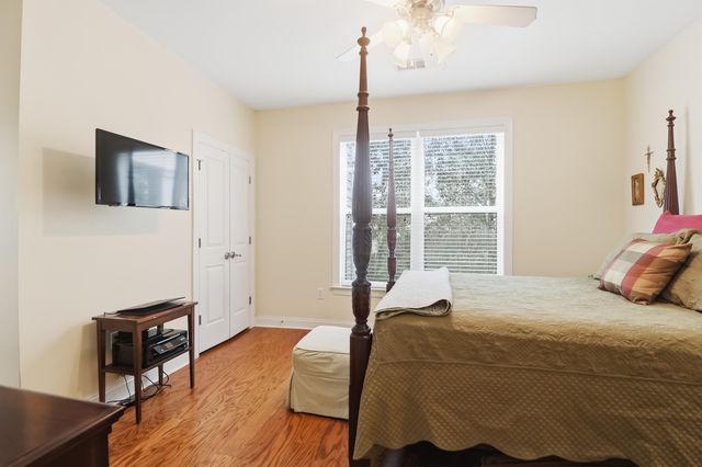 2244 Ashley Crossing Drive 415, Charleston, SC 29414