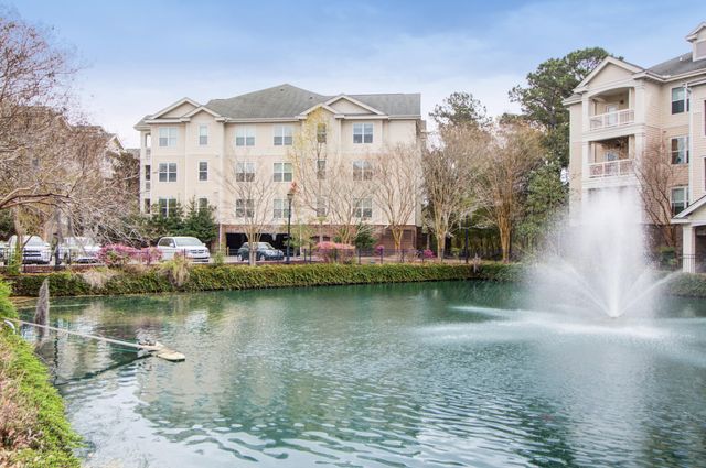 2244 Ashley Crossing Drive 415, Charleston, SC 29414