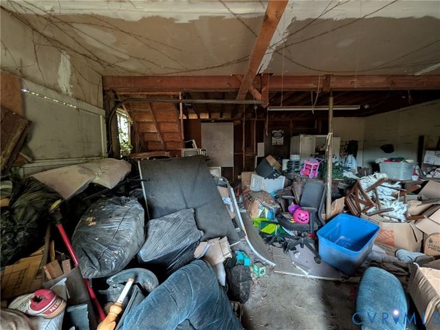 25621 Grant Ave, North Dinwiddie, VA 23803