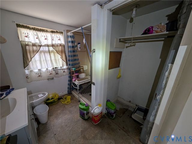 25621 Grant Ave, North Dinwiddie, VA 23803