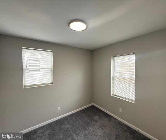 6719 N SMEDLEY ST, Philadelphia, PA 19126