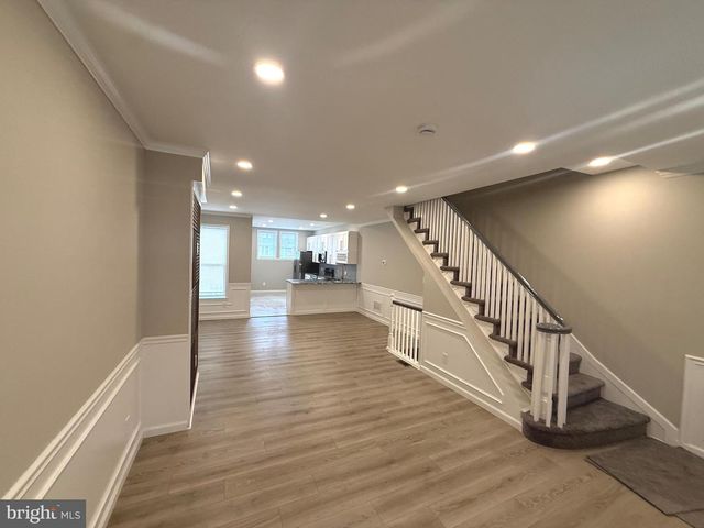 6719 N SMEDLEY ST, Philadelphia, PA 19126