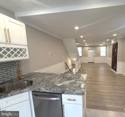 6719 N SMEDLEY ST, Philadelphia, PA 19126