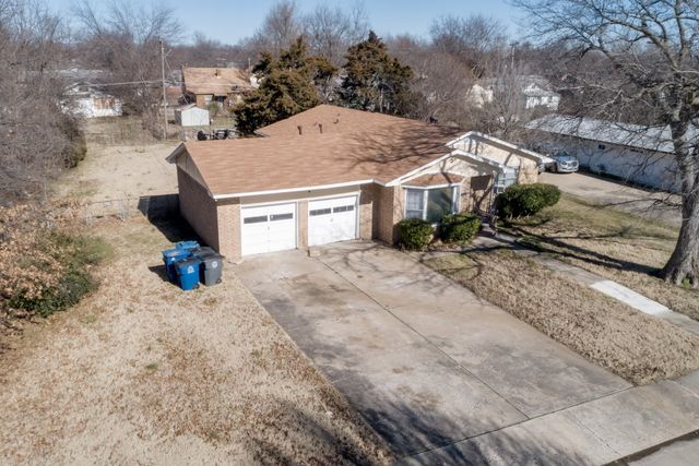 313 E Woodrow Place, Tulsa, OK 74106