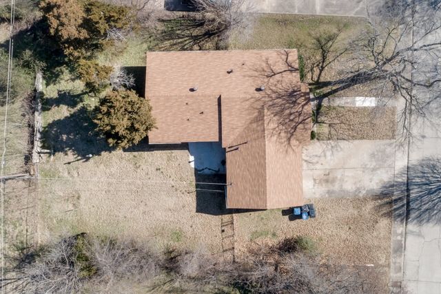313 E Woodrow Place, Tulsa, OK 74106