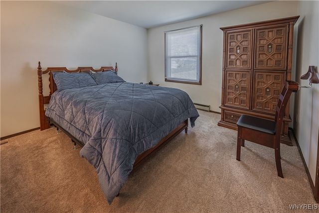 869 Lincoln Avenue, Lockport City, NY 14094