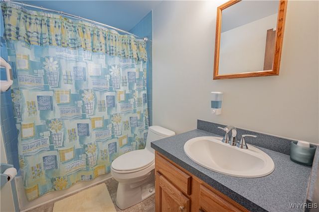 869 Lincoln Avenue, Lockport City, NY 14094