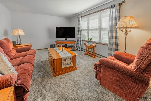 869 Lincoln Avenue, Lockport City, NY 14094