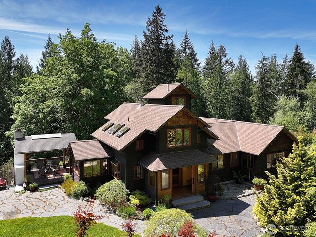 3792 Campbell Road, Clinton, WA 98236