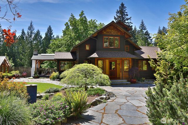 3792 Campbell Road, Clinton, WA 98236