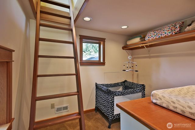 3792 Campbell Road, Clinton, WA 98236