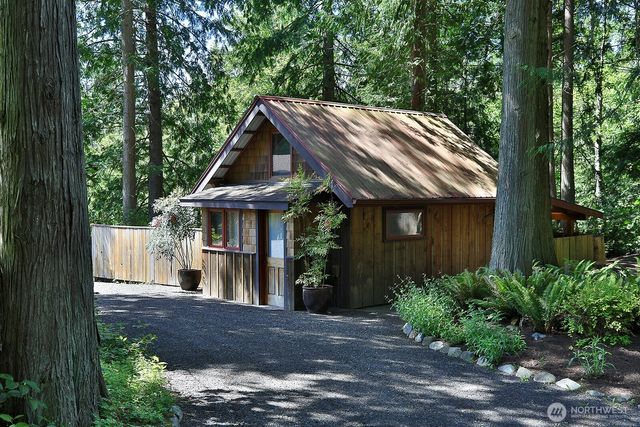 3792 Campbell Road, Clinton, WA 98236