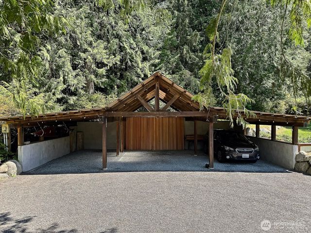 3792 Campbell Road, Clinton, WA 98236