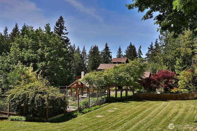 3792 Campbell Road, Clinton, WA 98236