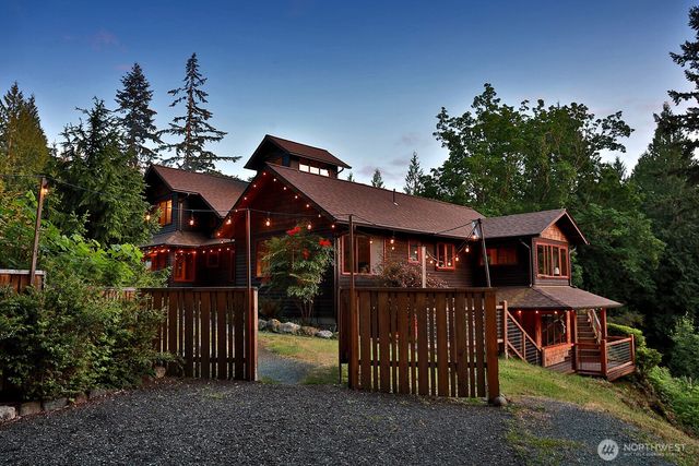3792 Campbell Road, Clinton, WA 98236