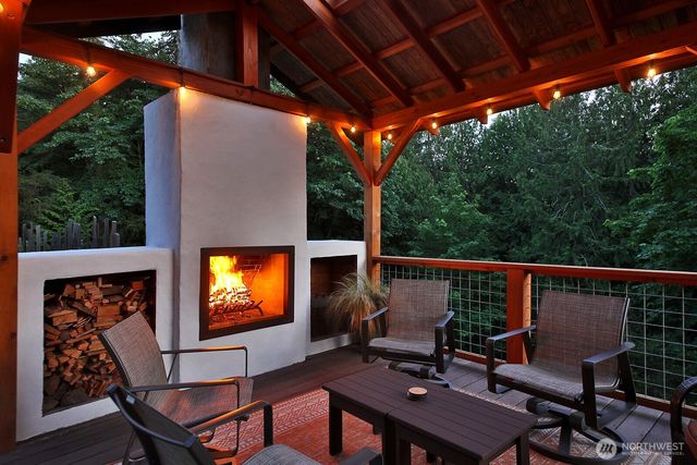 3792 Campbell Road, Clinton, WA 98236