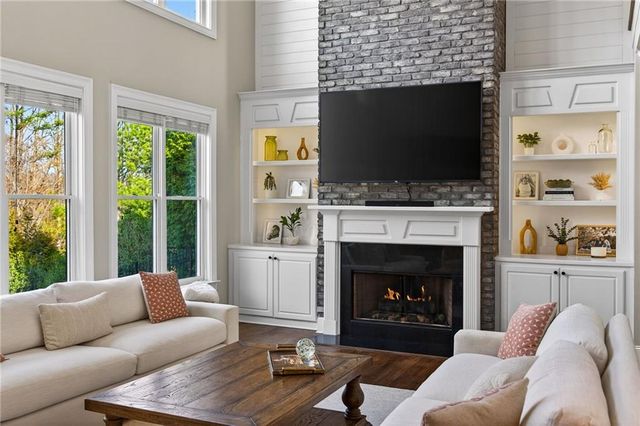 6672 Trail Side Drive, Flowery Branch, GA 30542