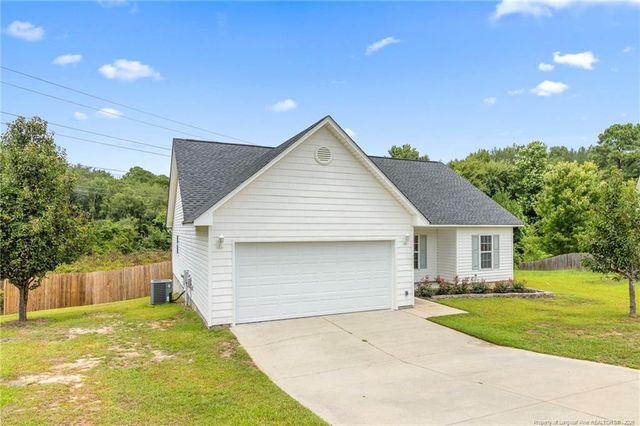 2400 Camp Lejeune Court, Hope Mills, NC 28348