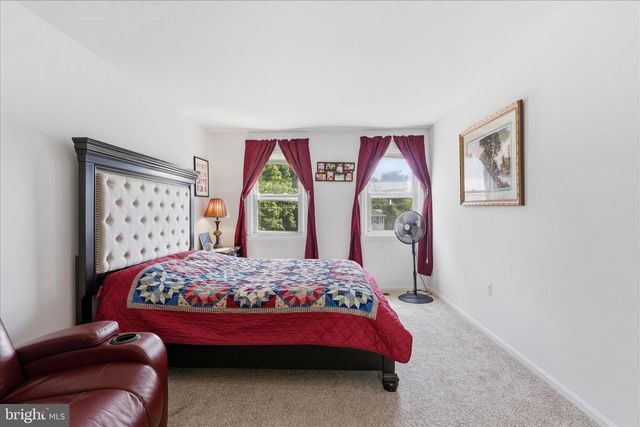 211 WHISPERING WIND CT SE, Vienna, VA 22180