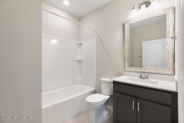 11209 LENORA Court, Jacksonville, FL 32256
