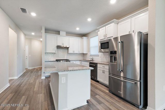 11209 LENORA Court, Jacksonville, FL 32256