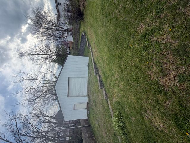 119 Pumphrey Avenue, Flemingsburg, KY 41041