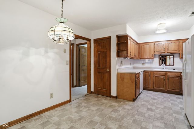 545 Moonglow Lane, Indianapolis, IN 46217