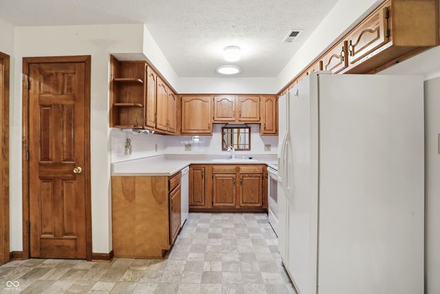 545 Moonglow Lane, Indianapolis, IN 46217