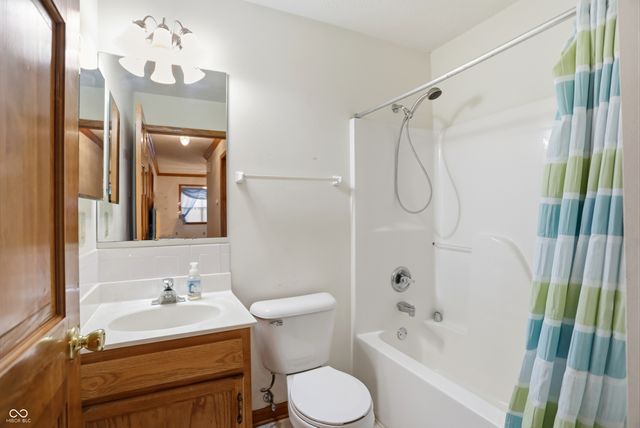 545 Moonglow Lane, Indianapolis, IN 46217