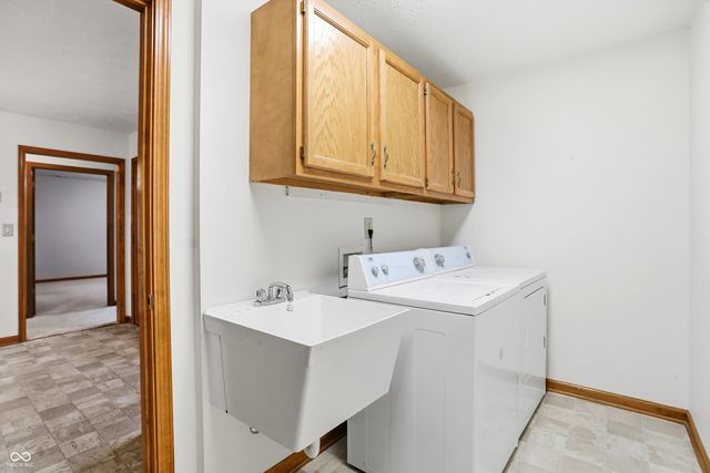 545 Moonglow Lane, Indianapolis, IN 46217