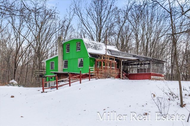 4233 Mud Lake Road, Bellevue, MI 49021