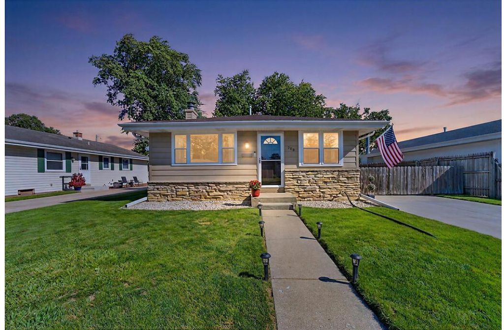 720 South STREET, Racine, WI 53402