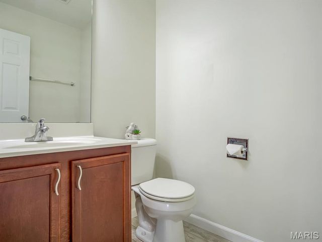 866 SAYBROOK FALLS Drive, Fairview Heights, IL 62208