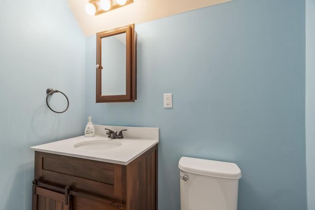 159 Randall Rd, Stow, MA 01775