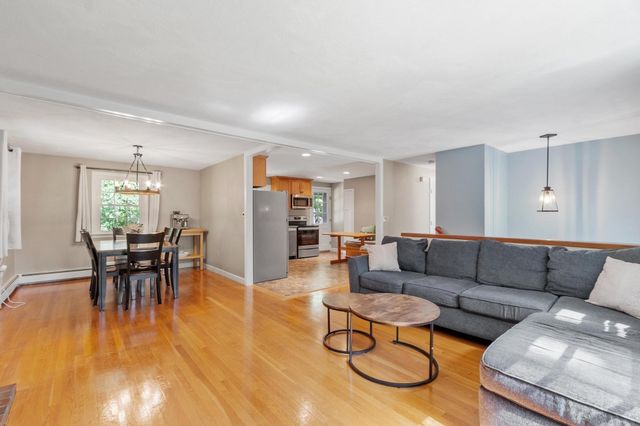 159 Randall Rd, Stow, MA 01775