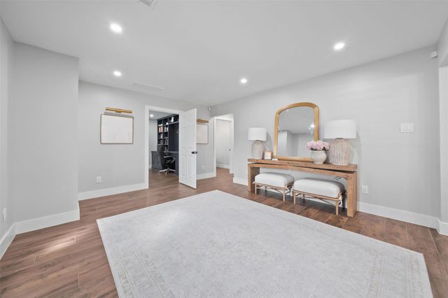 2318 Elmgate Drive, Houston, TX 77080