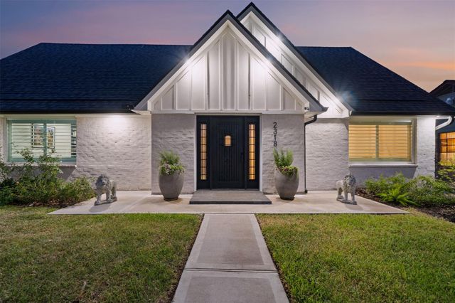 2318 Elmgate Drive, Houston, TX 77080