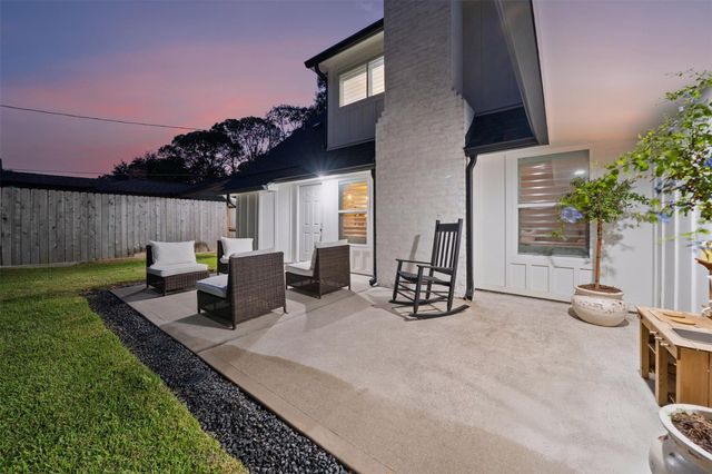 2318 Elmgate Drive, Houston, TX 77080